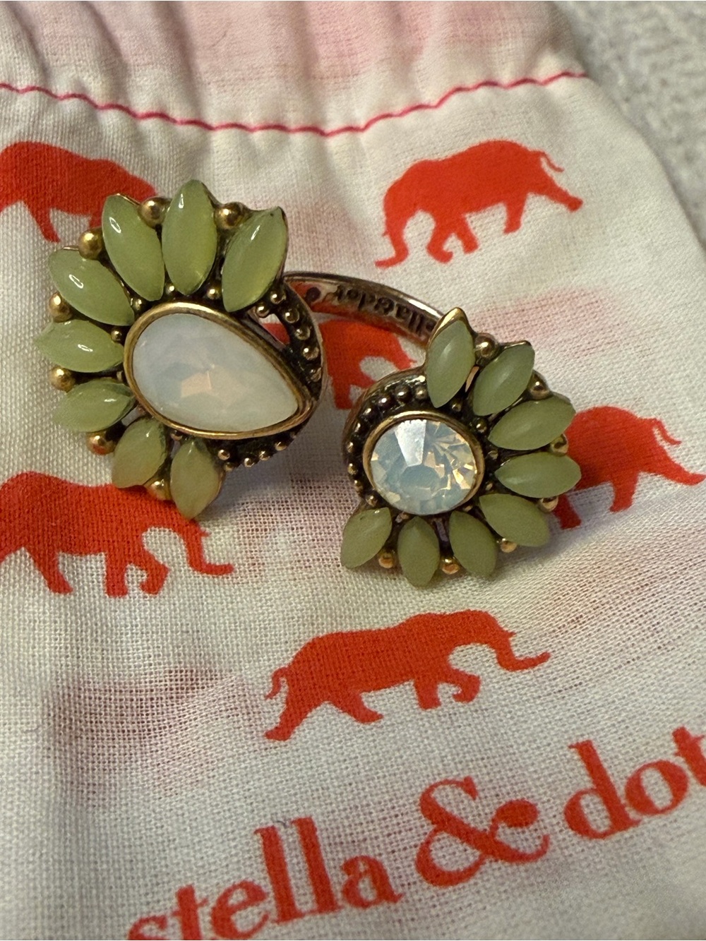 Stella & Dot  ring